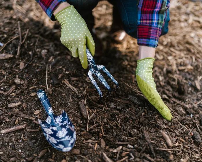 Mulch & Bed Care by Sierra Lawn Care
